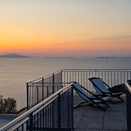 Sun & Relax, Relaxing Location With Seaview Villa Маса Лубрензе Екстериор снимка