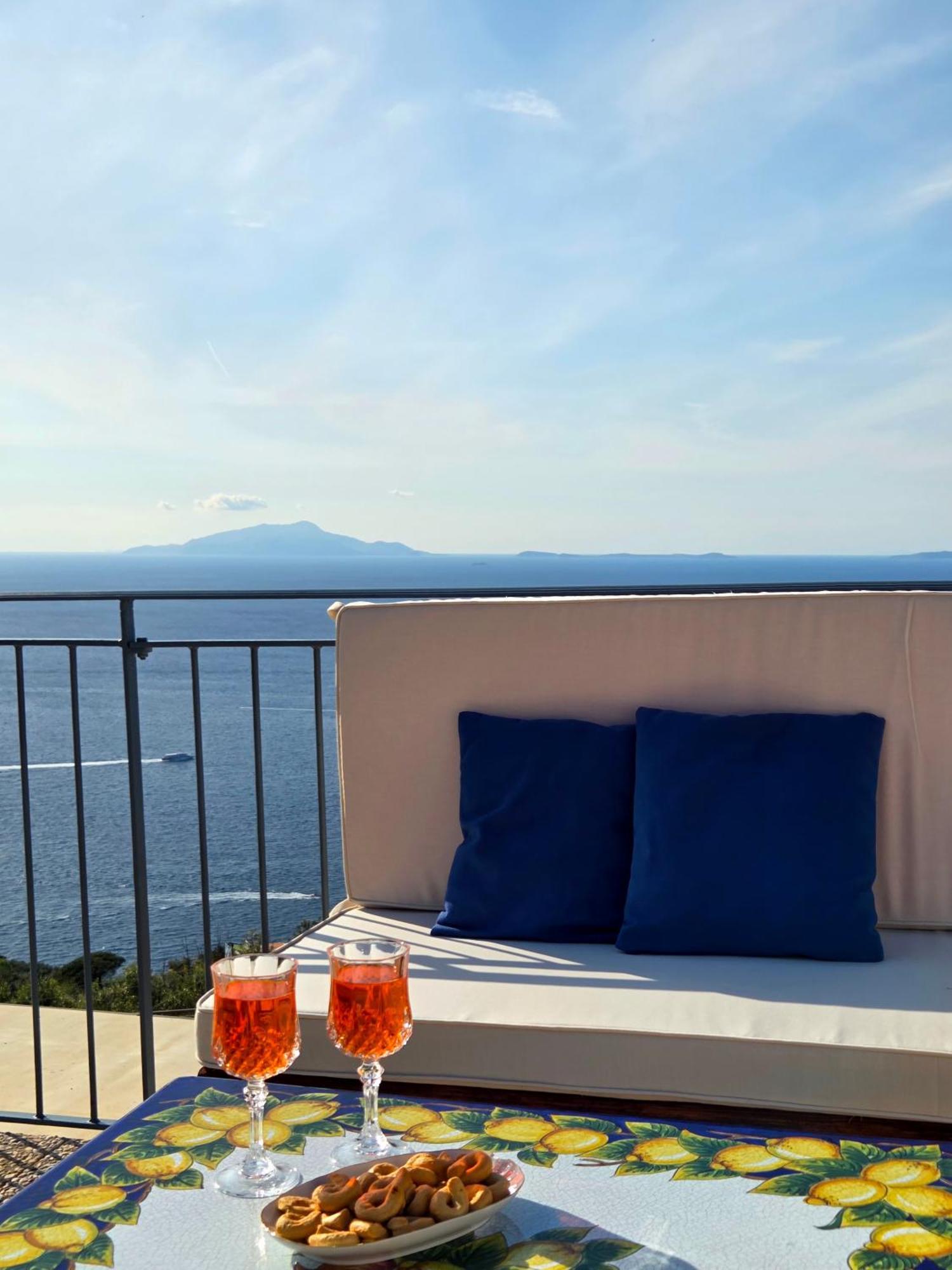 Sun & Relax, Relaxing Location With Seaview Villa Маса Лубрензе Екстериор снимка