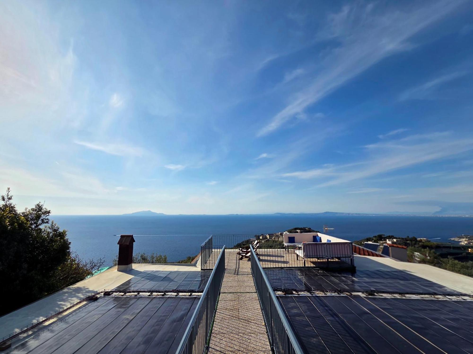 Sun & Relax, Relaxing Location With Seaview Villa Маса Лубрензе Екстериор снимка